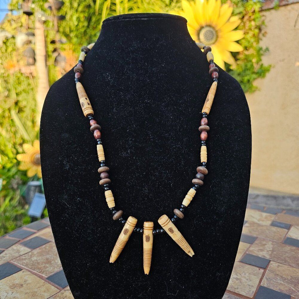 Vintage 1970s-1980s Handcrafted Beaded Necklace with Wooden Accents